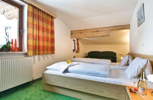 "Quality Hosts Arlberg" Hotel-Gasthof Freisleben Sankt Anton am Arlberg Bagian luar foto